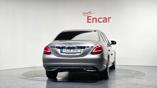 Mercedes-Benz C-Class W205 C220 d 2019 4