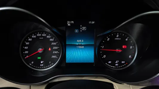 Mercedes-Benz C-Class W205 C220 d 2019 8