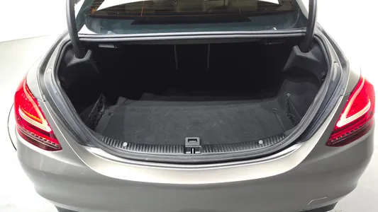 Mercedes-Benz C-Class W205 C220 d 2019 17