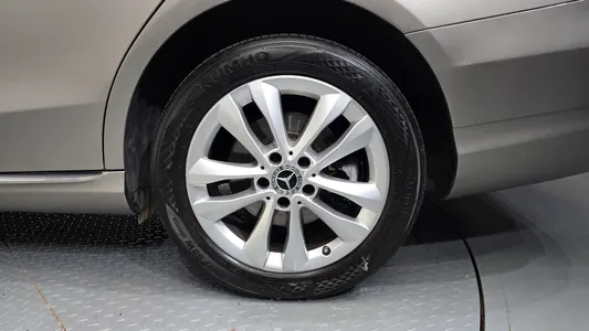 Mercedes-Benz C-Class W205 C220 d 2019 22