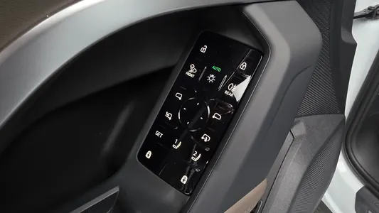 Audi Q5 (80A) 45 TFSI S Line 2025 38