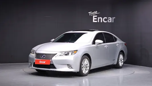 Lexus ES300h 2013