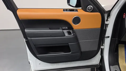 Land Rover 2 3.0 SDV6 AB 2019 24