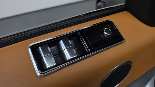 Land Rover 2 3.0 SDV6 AB 2019 37