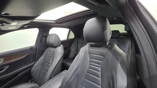 Mercedes-Benz E-Class W213 E250 2021 12