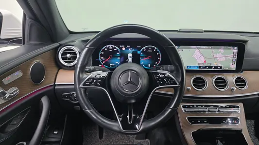 Mercedes-Benz E-Class W213 E250 2021 17