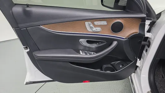 Mercedes-Benz E-Class W213 E250 2021 24