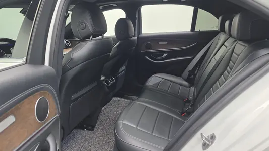 Mercedes-Benz E-Class W213 E250 2021 26