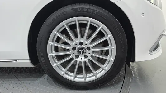 Mercedes-Benz E-Class W213 E250 2021 21