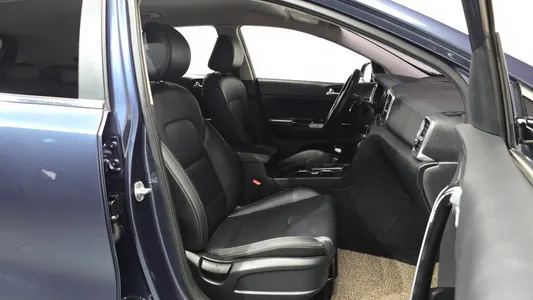 Kia 4 2.0 2WD 2017 11