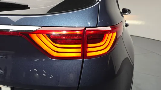 Kia 4 2.0 2WD 2017 24