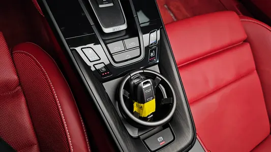 Porsche 911 (992) 4 GTS 2023 14