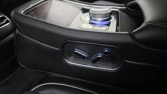 Genesis G90 (RS 4) 3.5 2WD 2022 31