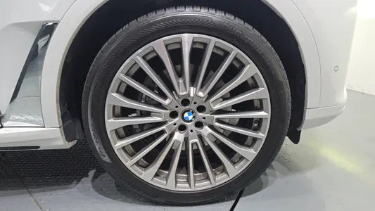 BMW X7 (G07) xDrive 40d 7 2022 21
