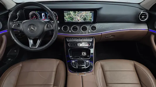 Mercedes-Benz E-Class W213 E300 4MATIC 2018 7