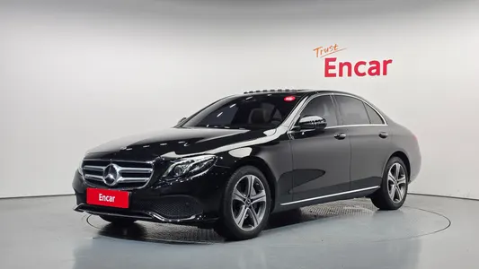Mercedes-Benz E-Class W213 E300 4MATIC 2018