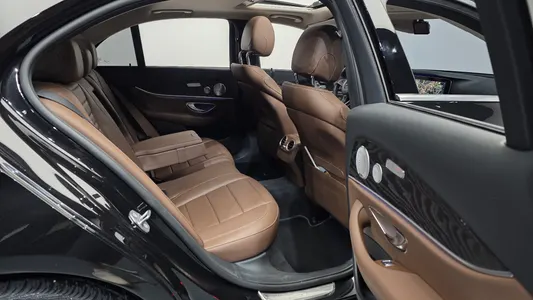Mercedes-Benz E-Class W213 E300 4MATIC 2018 12