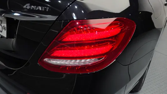 Mercedes-Benz E-Class W213 E300 4MATIC 2018 23