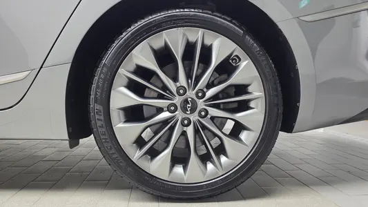 Kia K8 3.5 4WD 2021 21