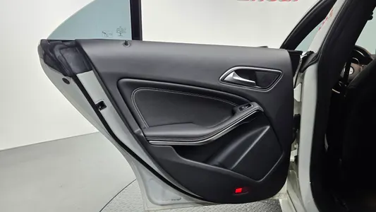 Mercedes-Benz CLA-Class C117 CLA250 4MATIC 2017 25