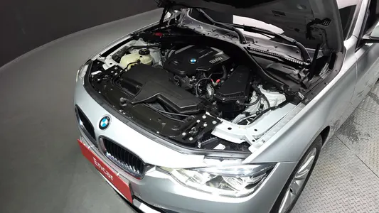 BMW 3 Series (F30) 320d 2015 6