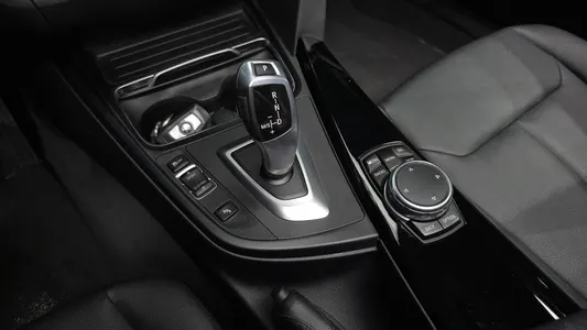 BMW 3 Series (F30) 320d 2015 9