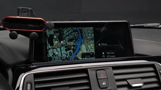 BMW 3 Series (F30) 320d 2015 13