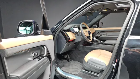 Land Rover 3 D300 HSE 2023 10