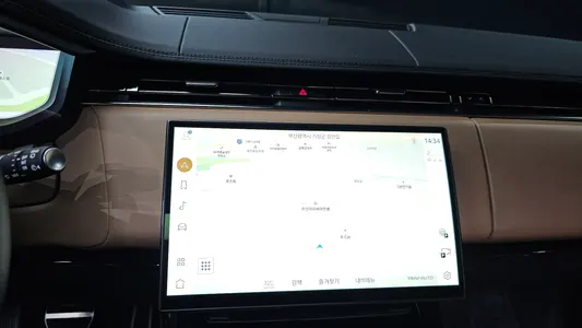 Land Rover 3 D300 HSE 2023 17