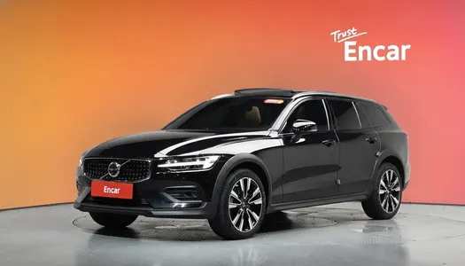 Volvo V60 2 B5 AWD 2023