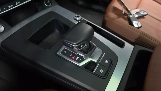 Audi Q5 (FY) 45 TFSI 2023 9
