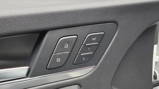 Audi Q5 (FY) 45 TFSI 2023 35
