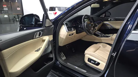 BMW X6 (G06) xDrive40i M 2021 10