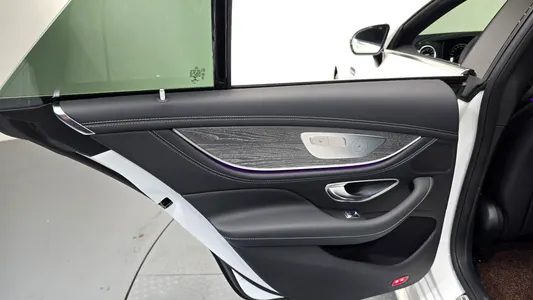 Mercedes-Benz AMG GT 4 63 S 4MATIC+ 2023 25