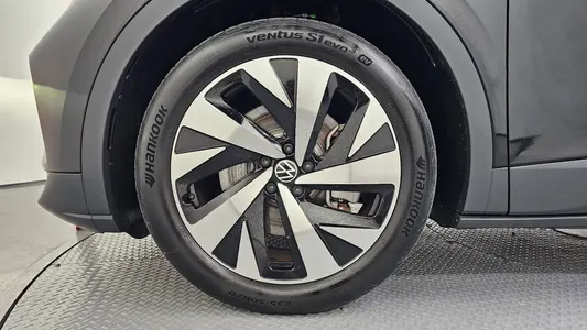 Volkswagen ID.4 2025 5
