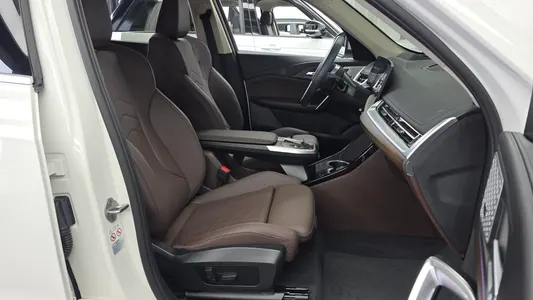 BMW X1 (U11) xDrive 20i xLine 2024 11