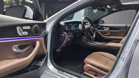 Mercedes-Benz E-Class W213 E250 AMG Line 2023 9