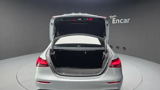 Mercedes-Benz E-Class W213 E250 AMG Line 2023 19