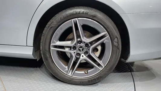 Mercedes-Benz E-Class W213 E250 AMG Line 2023 21