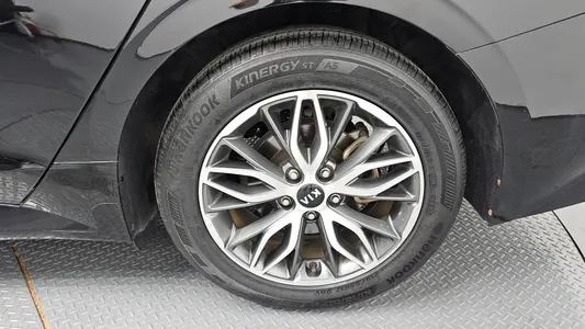 Kia K5 3 2.0 2020 21