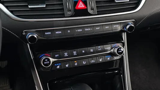 Hyundai IG 3.0 2019 31