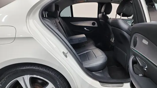 Mercedes-Benz E-Class W213 E300 2019 12