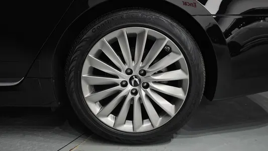 Hyundai () VS500 2015 21