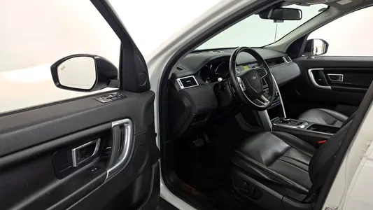 Land Rover 디스커버리 스포츠 2.0 TD4 SE 2019 9