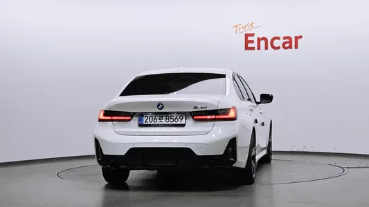 BMW 3 Series (G20) 320i M 2025 4
