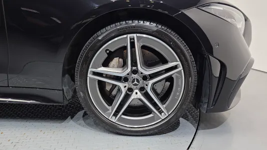Mercedes-Benz CLS-Class C257 CLS300d 4MATIC 2023 5