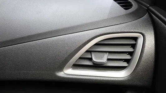 Chevrolet Spark LT 2019 33