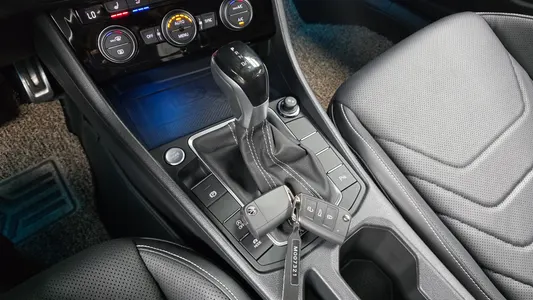 Volkswagen 7 1.5 TSI 2022 8
