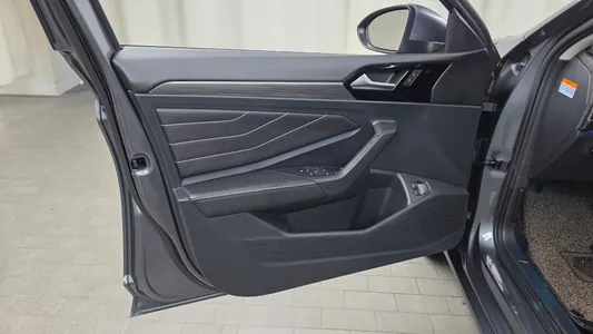 Volkswagen 7 1.5 TSI 2022 24