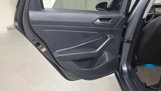 Volkswagen 7 1.5 TSI 2022 25